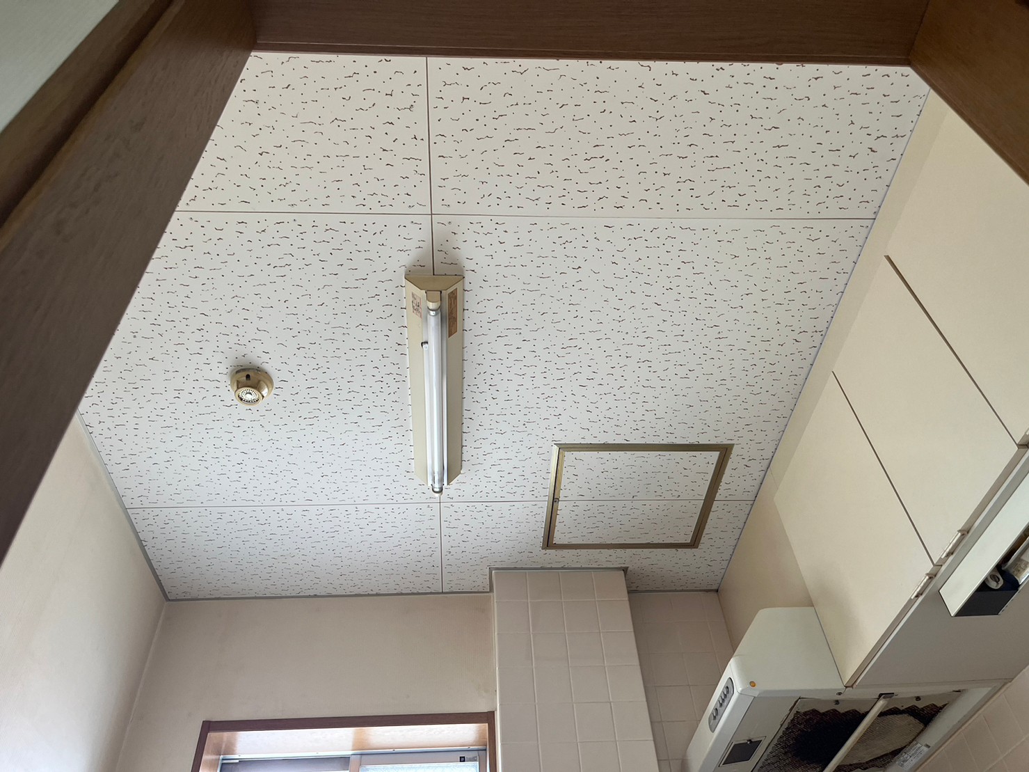 京都市伏見区テナント天井現状