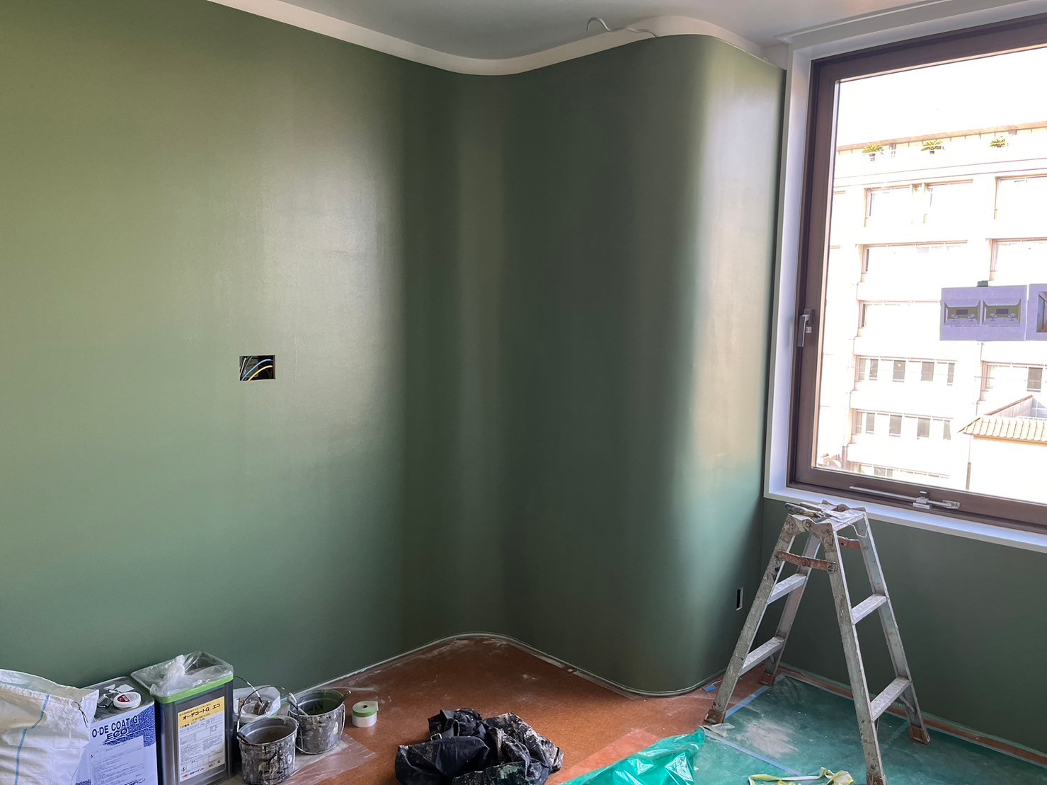 京都市テナント店舗内装中塗り