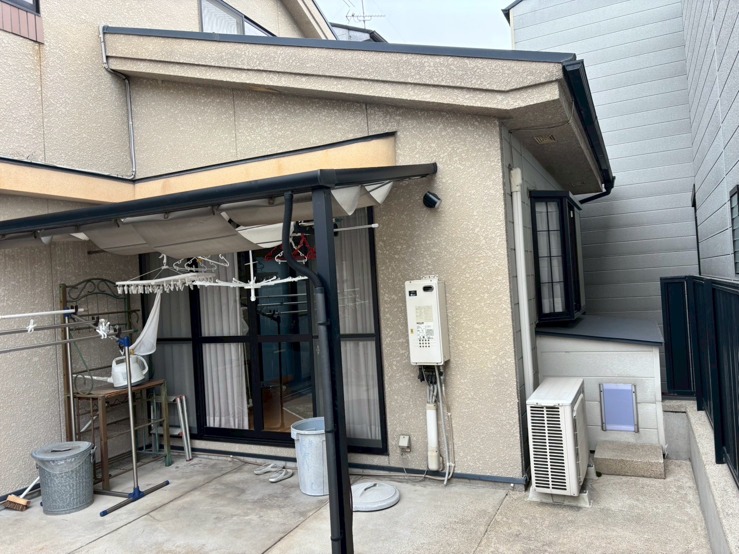 京都伏見区正木建装の西京区外壁塗装現状写真B