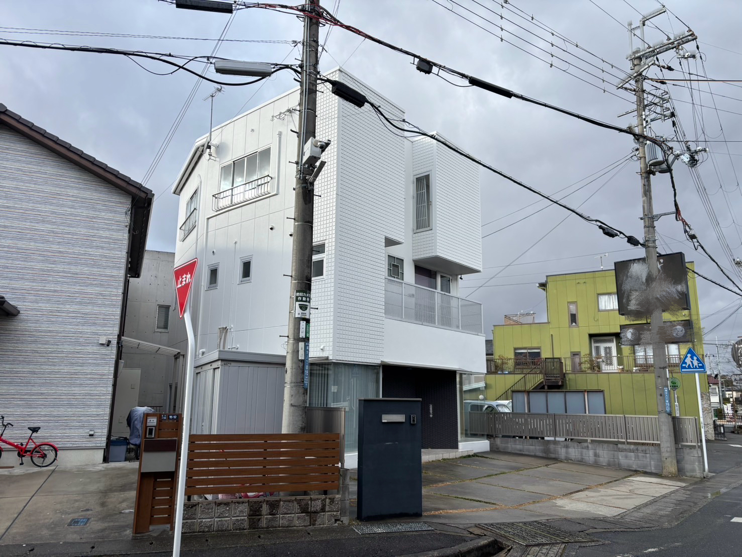 京都正木建装の滋賀県草津市外壁塗装完成ビフォーアフター写真