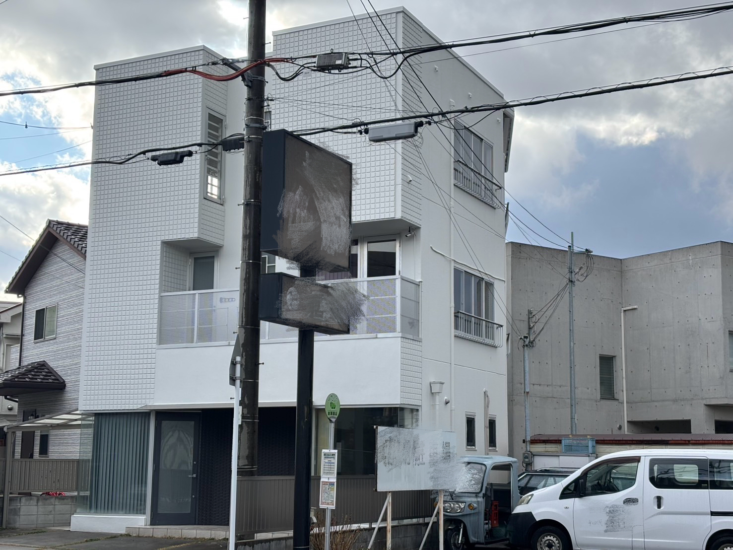 京都正木建装の滋賀県草津市外壁塗装完成ビフォーアフター写真