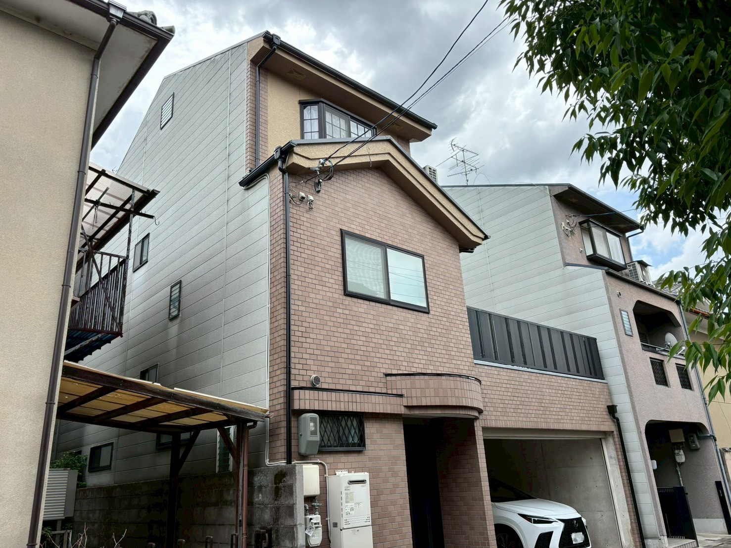 京都市西京区外壁ウルトラSI+ウルトラTOP(耐候年数25年)屋根無機塗料(耐候年数20年)アフター写真A