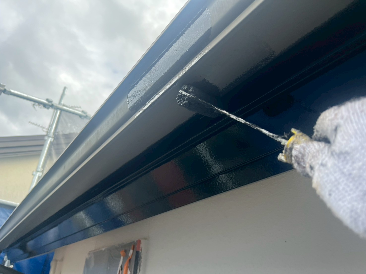 付帯物を無機塗料での塗装作業2