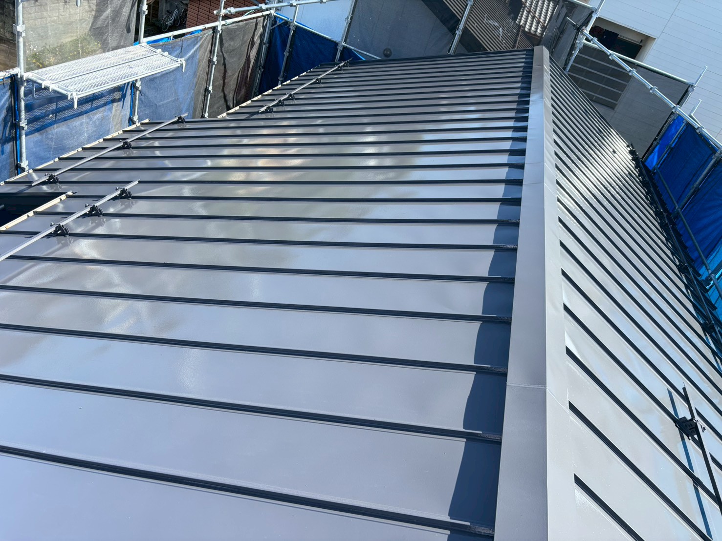 屋根、無機塗料の完成写真