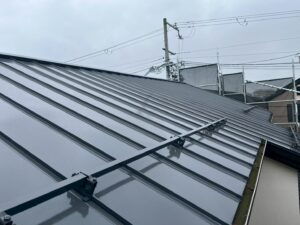 屋根の、無機塗料の完成