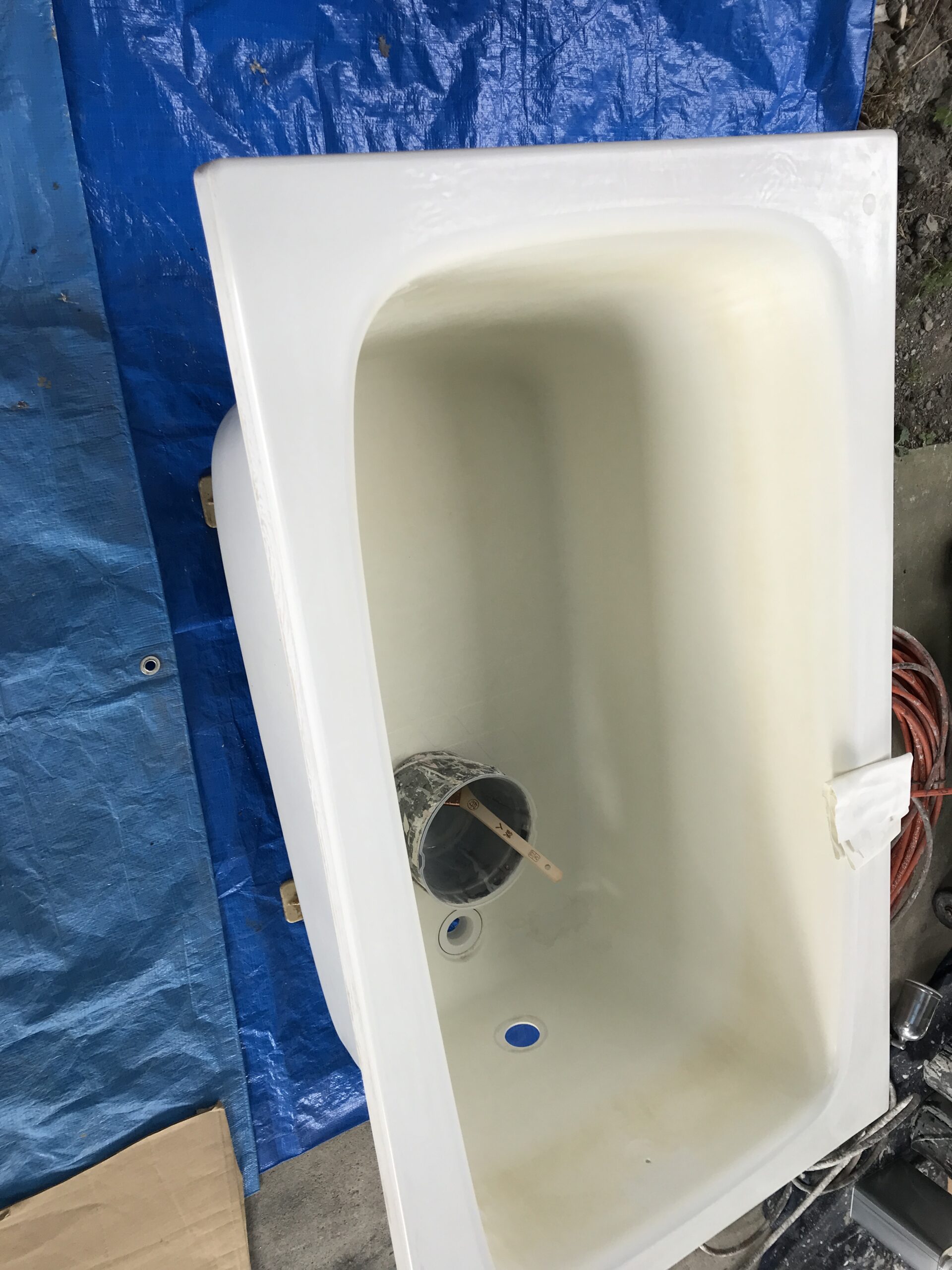 京都で、ユニットバス湯舟の油引き清掃写真1