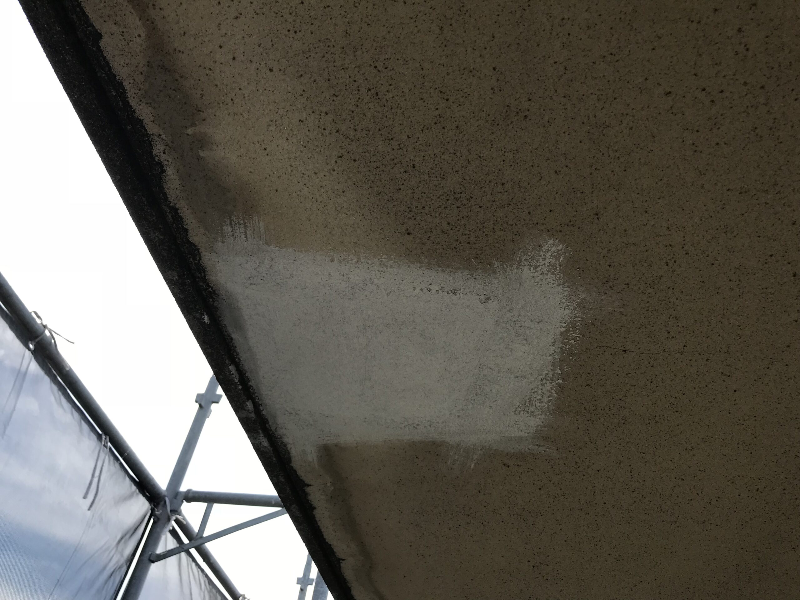 京都府向日町N邸様｜外壁修繕工事｜下地調整【正木建装】